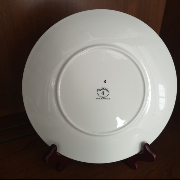 Royal Chelsea Commemorative Canadian Centennial plate - Picture 2 of 2